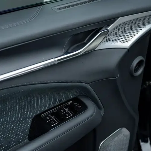 900x675_0_q87_c42_autohomecar__ChxpVmmFlFiAWCZGAAGBHGdp4wQ465.jpg.webp Used Zeekr 009 2024 Model Glory