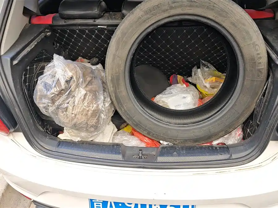 Used Volkswagen Polo 2018 1.5L manual safe driving model