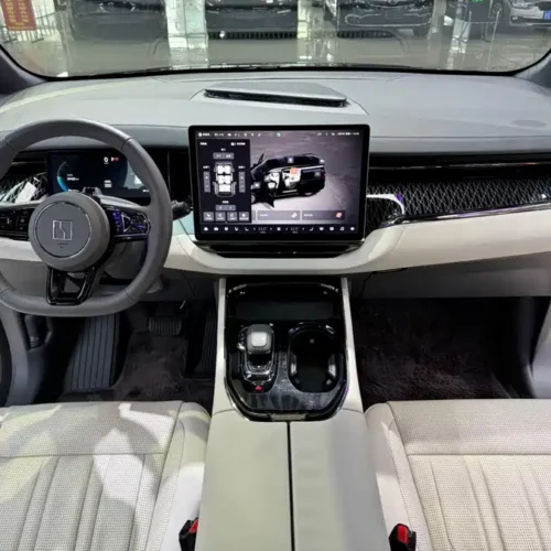 900x675_0_q87_c42_autohomecar__ChxpVmmJrGqAU7ojAAlMLHnsQj8036.jpg.webp Used Zeekr 009 2022 facelift WE version