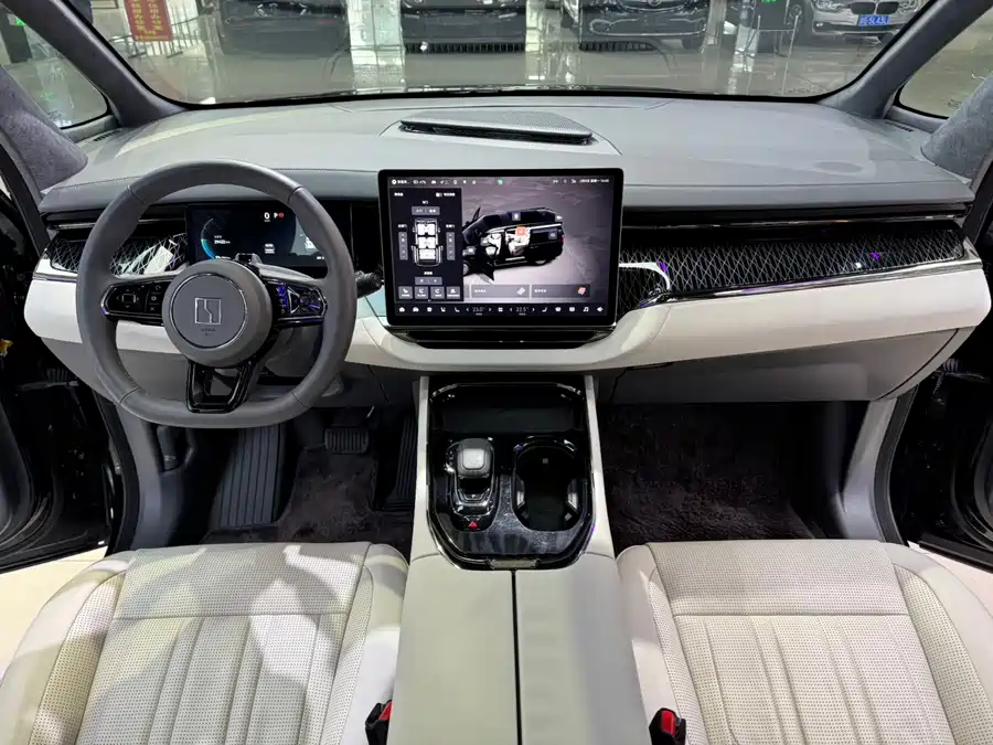 900x675_0_q87_c42_autohomecar__ChxpVmmJrGqAU7ojAAlMLHnsQj8036.jpg.webp Used Zeekr 009 2022 facelift WE version