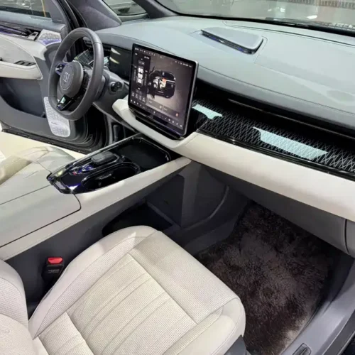 900x675_0_q87_c42_autohomecar__ChxpVmmJrGuAFvBCAAlPoSg0xYM631.jpg.webp Used Zeekr 009 2022 facelift WE version