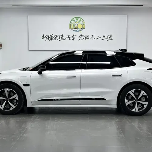 900x675_0_q87_c42_autohomecar__ChxpVmmMGrmAOj1UAARrpfDP4CM561.jpg.webp Used Zeekr 001 2023 WE version 86kWh