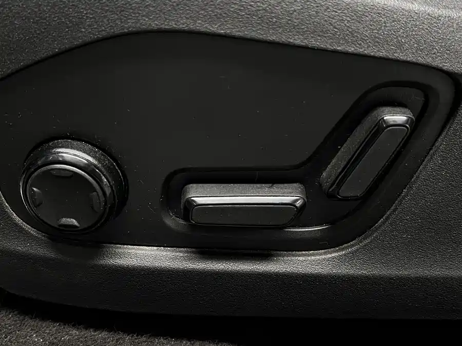 900x675_0_q87_c42_autohomecar__ChxpVmmMGs2AC-cnAAanleOsdsQ509.jpg.webp Used Zeekr 001 2023 WE version 86kWh