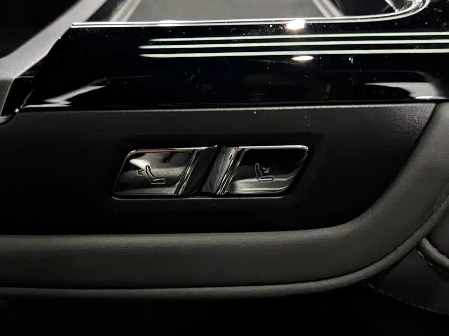 900x675_0_q87_c42_autohomecar__ChxpVmmMGs2ADkIUAAN8ftXkui4778.jpg.webp Used Zeekr 001 2023 WE version 86kWh
