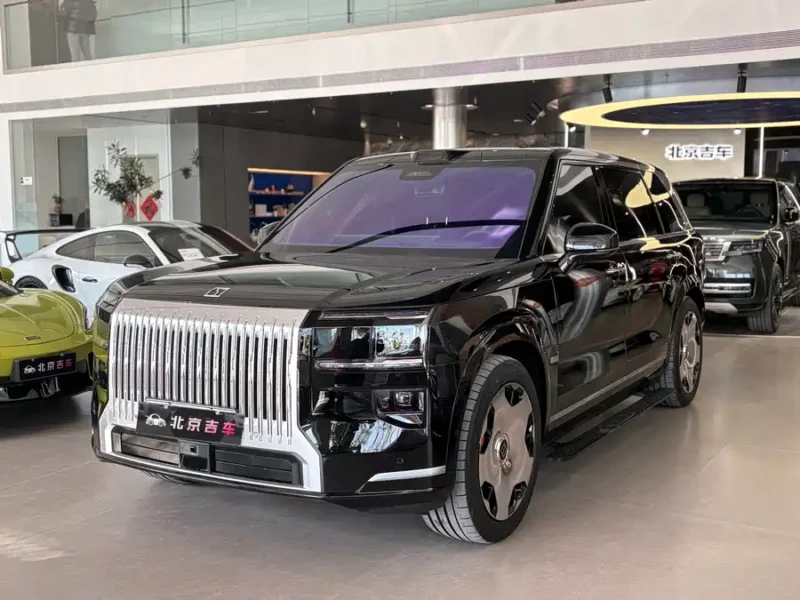 900x675_0_q87_c42_autohomecar__ChxpVmmNs3OATbafAAktuwQ-Ro912.jpg.webp Used Zeekr 9X 2025 Ultra Edition 70kWh