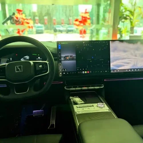 900x675_0_q87_c42_autohomecar__ChxpVmmNs3uAJK6GAAbFJ1nQsxU764.jpg.webp Used Zeekr 9X 2025 Ultra Edition 70kWh