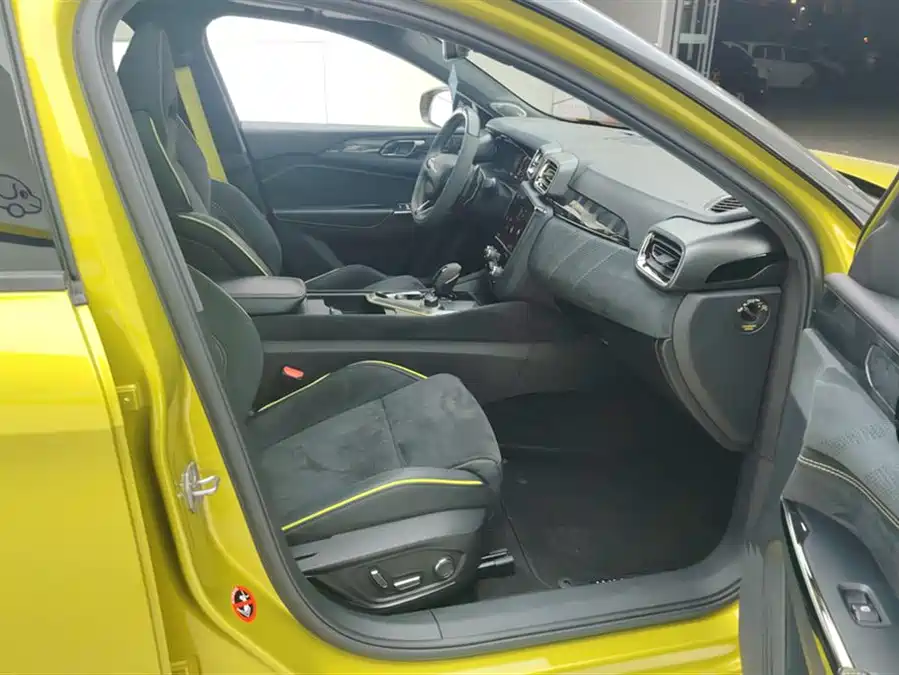 900x675_0_q87_c42_autohomecar__ChxpVmmNwdWASSTpAAGJjcQxhbU323.jpg.webp Used Lynk & Co 03 2019 03+ 2.0TD Automatic Wind Control Edition