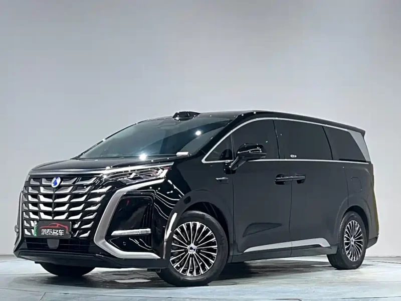 900x675_0_q87_c42_autohomecar__ChxpVmmOvECAaILXAAcA6mIhU2w704.jpg.webp Used Denza D9 2025 DM-i smart driving version 1020 four-wheel drive exclusive model