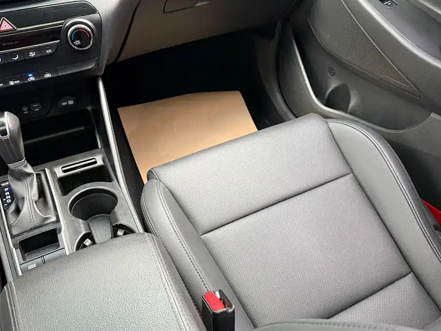 Used Hyundai Tucson 2015 2.0L automatic two-wheel drive intelligent