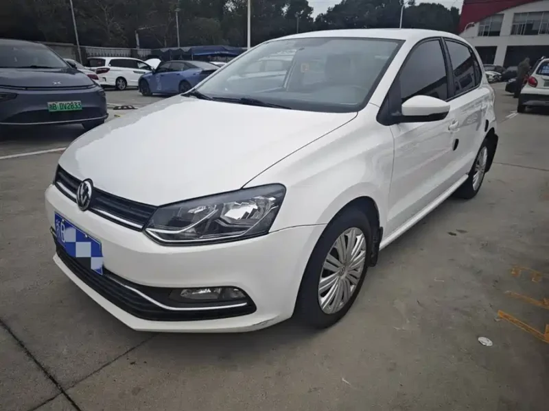 Used Volkswagen Polo 2016 1.6L automatic comfort model