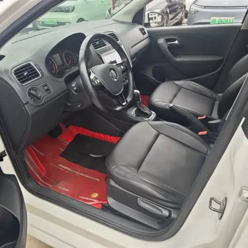 Used Volkswagen Polo 2016 1.6L automatic comfort model