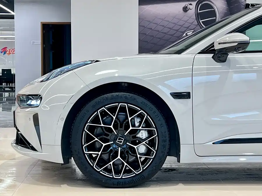 900x675_0_q87_c42_autohomecar__ChxpVmmgBUuAehGHAAh1qh8Tjq0669.jpg.webp Used Zeekr 001 2025 YOU version 100kWh four-wheel drive