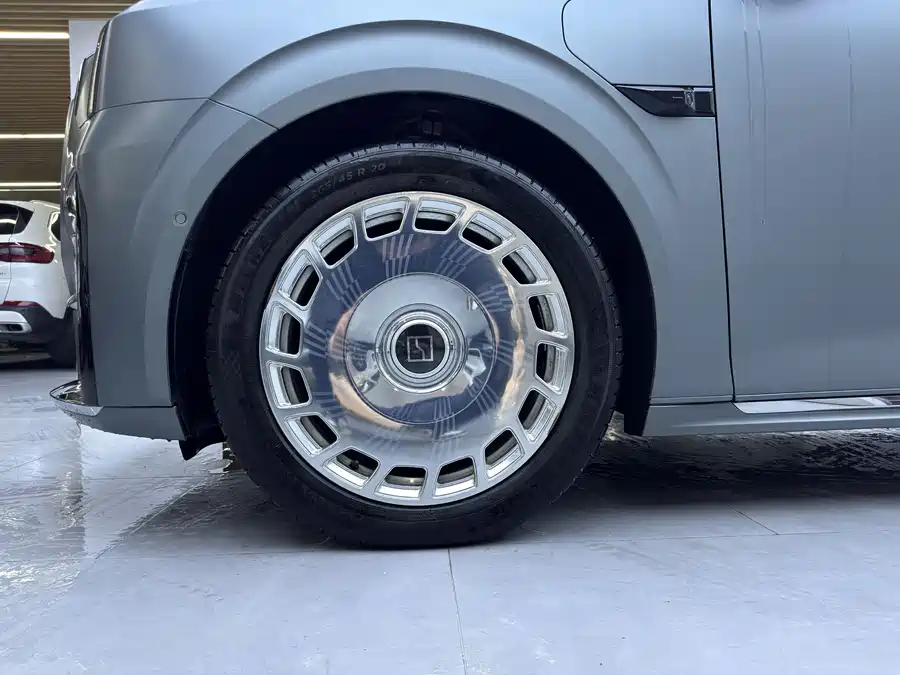 900x675_0_q87_c42_autohomecar__ChxpVmmhTJ2APCbAAAT6fF0Jo4A231.jpg.webp Used Zeekr 009 2024 seven-seater aisle version 108kWh