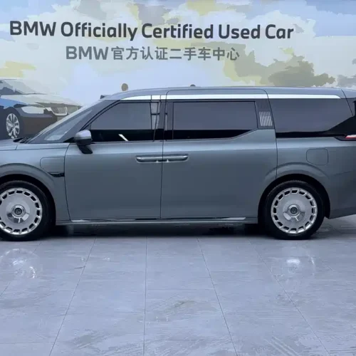 900x675_0_q87_c42_autohomecar__ChxpVmmhTJuAFy8gAAU6PObOAHQ029.jpg.webp Used Zeekr 009 2024 seven-seater aisle version 108kWh