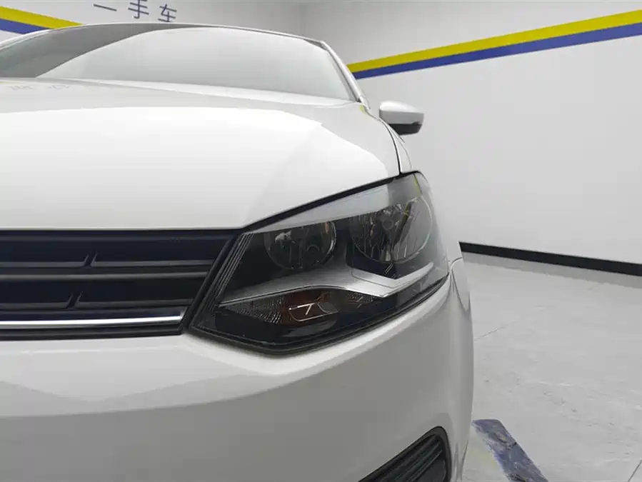 Used Volkswagen Polo 2016 1.4L automatic fashion model