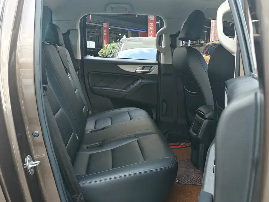 Used GWM Cannon 2021 2.0T commercial version automatic diesel four-wheel drive pilot type standard box GW4D20M
