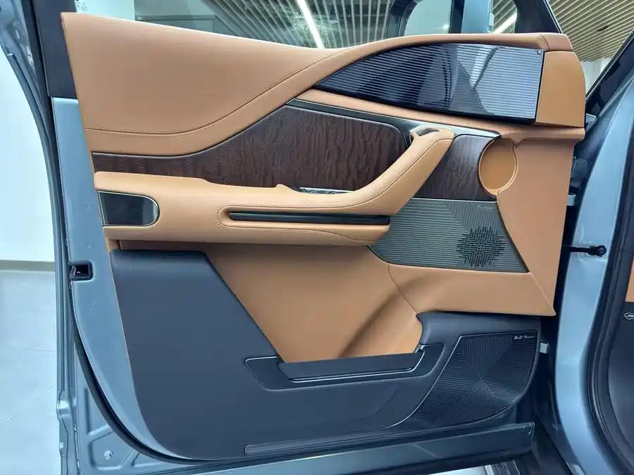 Used BYD Yangwang U8 2023 Deluxe Edition