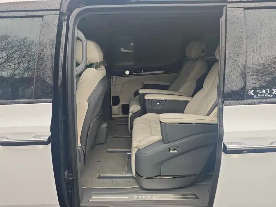 Used Zeekr 009 2024 seven-seater aisle version 108kWh
