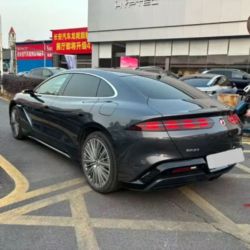 900x675_0_q87_c42_autohomecar__ChxpVmmj5J6AeKw7AAr0ie0epyg867.jpg.webp Used Denza Z9 2024 1100km four-wheel drive Ultra version