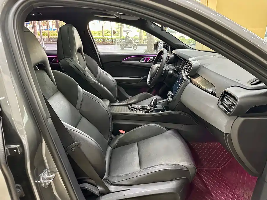 900x675_0_q87_c42_autohomecar__ChxpVmmkI7WAHdFoAAqY47bkfy0924.jpg.webp Used Lynk & Co 03 2021 1.5TD DCT Plus