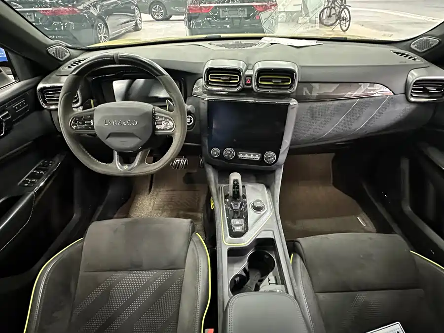 900x675_0_q87_c42_autohomecar__ChxpVmmlAYKAAhRvAAj9yapQ6Tg583.jpg.webp Used Lynk & Co 03 2021 1.5TD DCT Plus