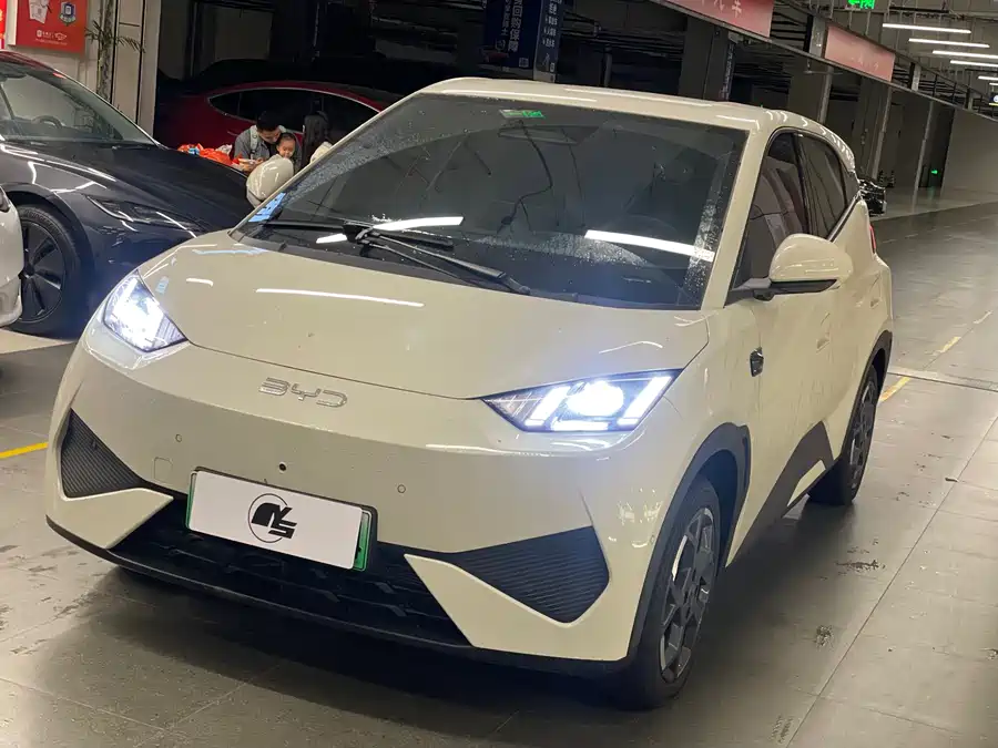 900x675_0_q87_c42_autohomecar__ChxpVmmlO62AHOxdAAj2eWkWuAg131.jpg.webp Used BYD Seagull 2025 smart driving version 305km free version