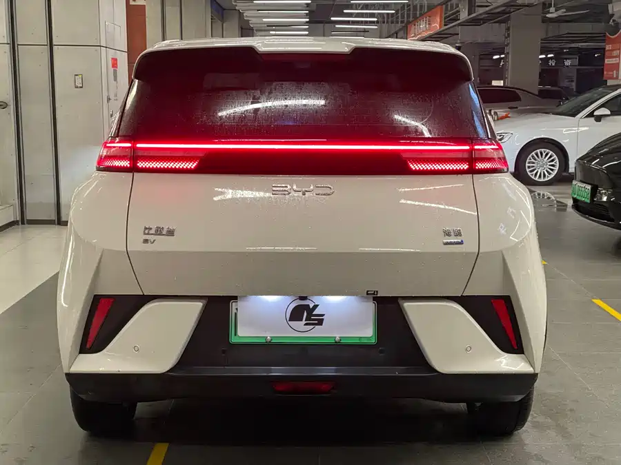 900x675_0_q87_c42_autohomecar__ChxpVmmlO7OAAoRNAAhRMEl9eWw609.jpg.webp Used BYD Seagull 2025 smart driving version 305km free version