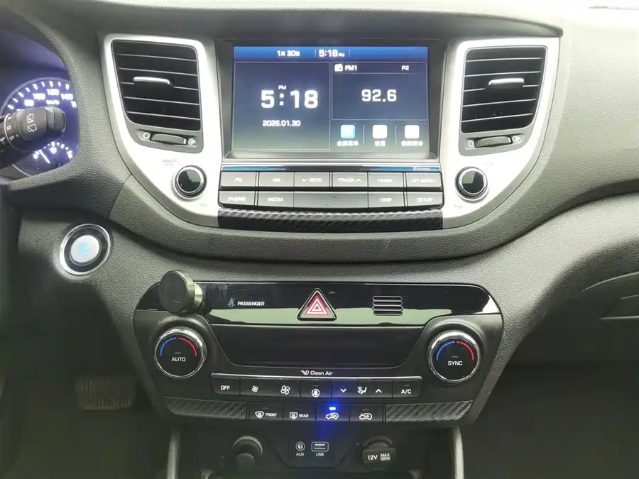 Used Hyundai Tucson 2018 1.6T dual-clutch two-wheel drive 15th anniversary special edition