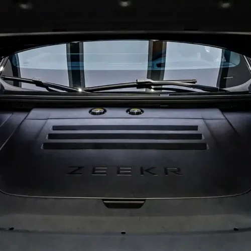 900x675_0_q87_c42_autohomecar__ChxpVmmmVU-AAF_MAAF03hLkWRM224.jpg.webp Used Zeekr 9X 2025 Hyper Edition 70kWh