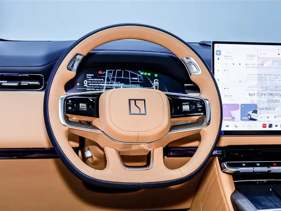 900x675_0_q87_c42_autohomecar__ChxpVmmmVU2AETNEAAHOT_v6xqw073.jpg.webp Used Zeekr 9X 2025 Hyper Edition 70kWh