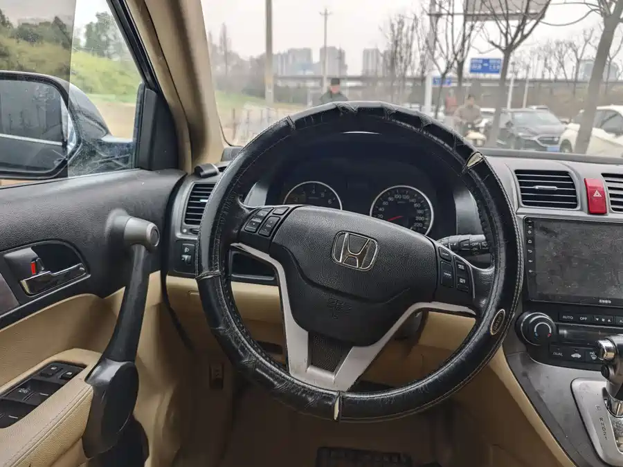 Used Honda CR-V 2010 2.4L automatic four-wheel drive luxury version