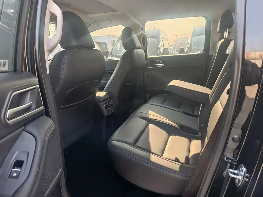 900x675_0_q87_c42_autohomecar__ChxpVmmneQaASo46AAP8R2Ibp80600.jpg.webp Used GWM Cannon 2023 2.0T passenger version automatic gasoline four-wheel drive comfort model GW4C20B