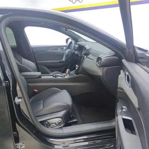 900x675_0_q87_c42_autohomecar__ChxpVmmo9T6AQuZhAAHBBA28qQ8583.jpg.webp Used Lynk & Co 03 2021 2.0TD Automatic Champion Edition