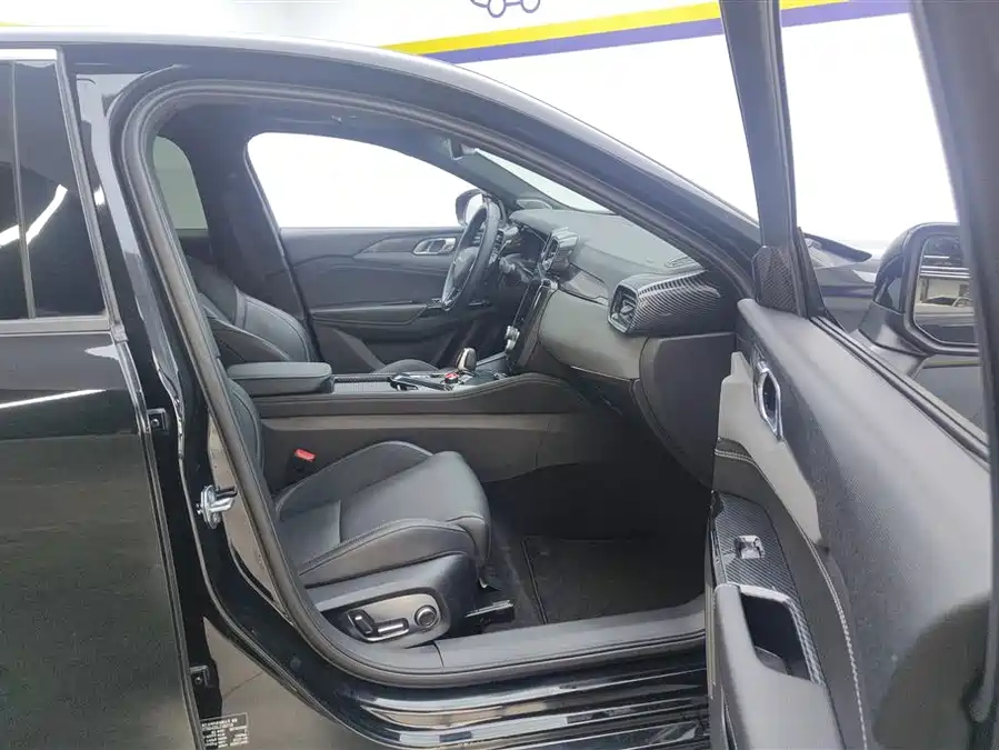 900x675_0_q87_c42_autohomecar__ChxpVmmo9T6AQuZhAAHBBA28qQ8583.jpg.webp Used Lynk & Co 03 2021 2.0TD Automatic Champion Edition