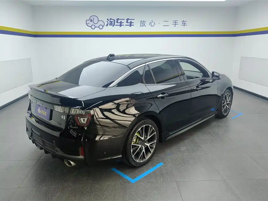 900x675_0_q87_c42_autohomecar__ChxpVmmo9TyAWva7AAGWtDveTQE101.jpg.webp Used Lynk & Co 03 2021 2.0TD Automatic Champion Edition