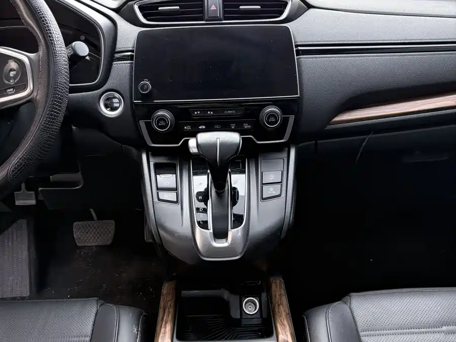 900x675_0_q87_c42_autohomecar__ChxpVmmphQeAVSZQAAUdGgX-uyQ817.jpg.webp Used Honda CR-V 2019 240TURBO CVT two-wheel drive fashion version National V