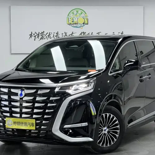 900x675_0_q87_c42_autohomecar__ChxpVmmpipmADBgUAAWQ2JD3UyY554.jpg.webp Used Denza D9 2024 DM-i 980 four-wheel drive premium model