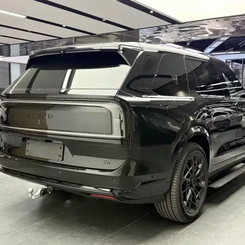 900x675_0_q87_c42_autohomecar__ChxpVmmqUoyAUCeMAAb2qBjYJSw431.jpg.webp Used Zeekr 9X 2025 Yao Black Edition 70kWh