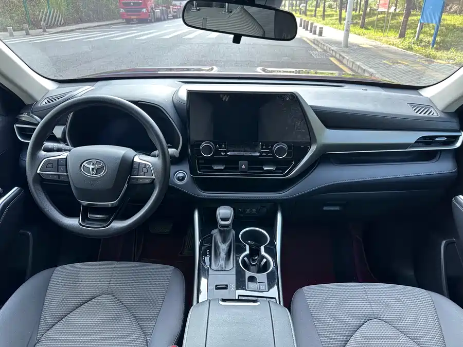 Used Toyota Highlander 2024 2.5L smart electric hybrid dual-engine two-wheel drive elite version 5 seats