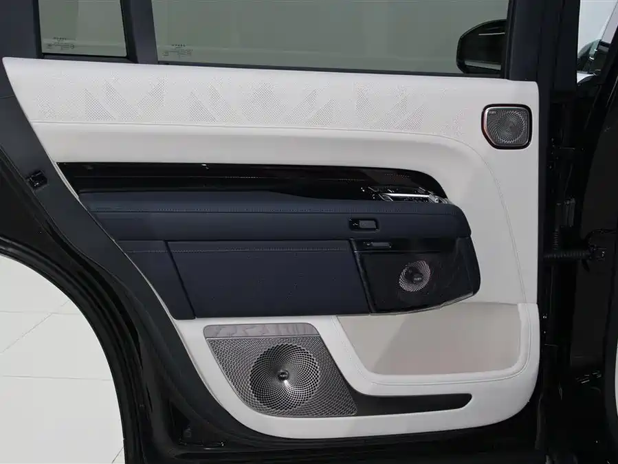 900x675_0_q87_c42_autohomecar__ChxpVmmql96APZGZAAFD4qwoj-E953.jpg.webp Used Zeekr 9X 2025 Hyper Edition 70kWh