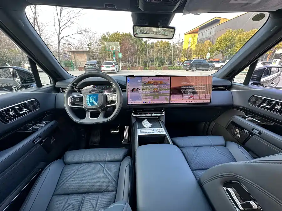 900x675_0_q87_c42_autohomecar__ChxpVmmqnkuAIRpFAAxv92aGVhg762.jpg.webp Used Zeekr 9X 2025 Hyper Edition 70kWh