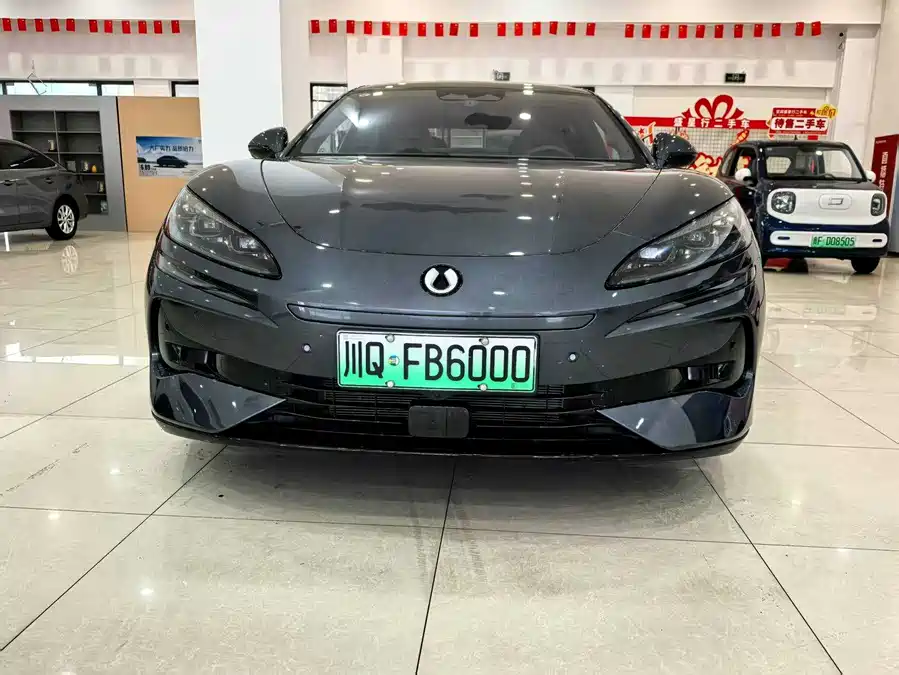 Used Denza Z9 2024 1100km four-wheel drive Ultra version