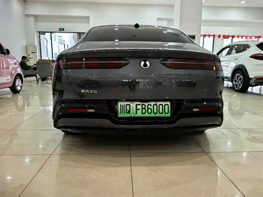 Used Denza Z9 2024 1100km four-wheel drive Ultra version