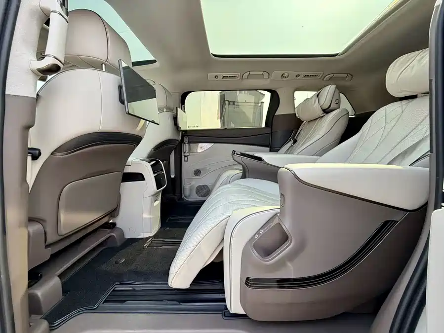 900x675_0_q87_c42_autohomecar__ChxpVmmrwv6AOC4uAANZn6XJUXo537.jpg.webp Used Denza D9 2022 DM-i 970 four-wheel drive premium model