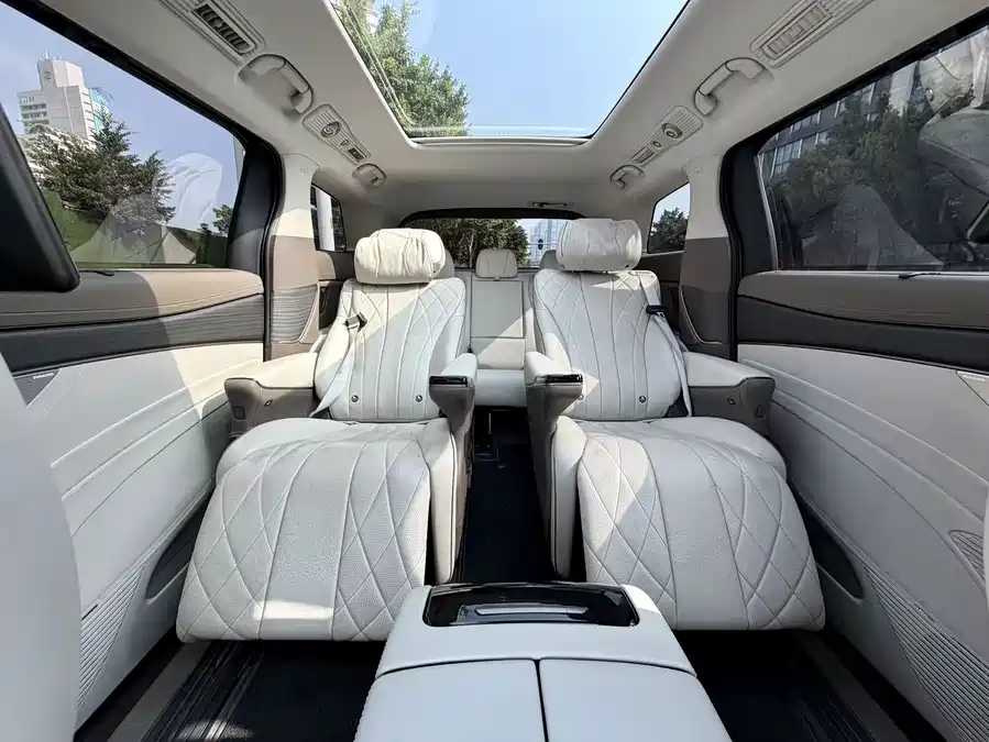 900x675_0_q87_c42_autohomecar__ChxpVmmrwwGAVfmpAAQmc4TnWJk964.jpg.webp Used Denza D9 2022 DM-i 970 four-wheel drive premium model