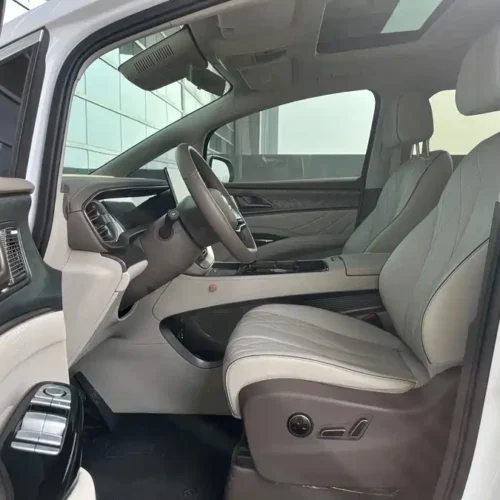 900x675_0_q87_c42_autohomecar__ChxpVmms4YaAGyoMAAbEjFGE7sQ722.jpg.webp Used Denza D9 2022 DM-i 1040 Premium Type