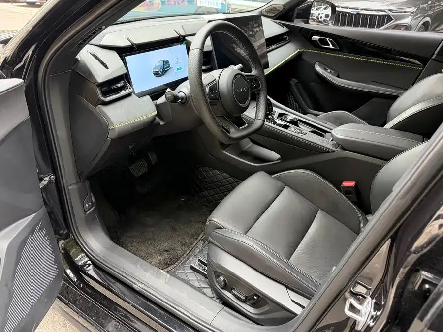 Used Lynk & Co 03 2023 1.5TD DCT Pro