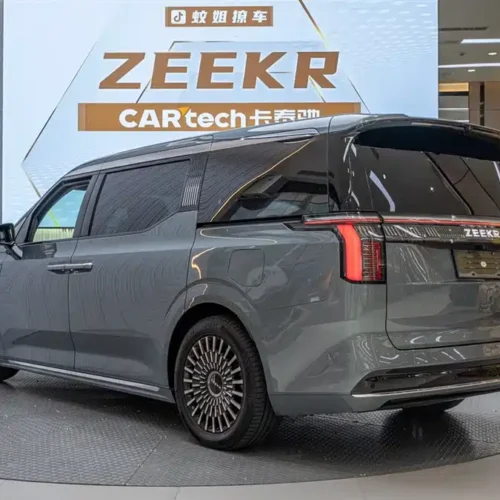900x675_0_q87_c42_autohomecar__ChxpVmmvdLiAN9z-AAI1wmc7CR4009.jpg.webp Used Zeekr 009 2024 seven-seater aisle version 108kWh