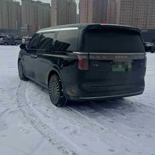 900x675_0_q87_c42_autohomecar__ChxpVmmvfd-AdfqpAALocvSxFAs574.jpg.webp Used Zeekr 009 2024 seven-seat aisle version four-wheel drive 108kWh
