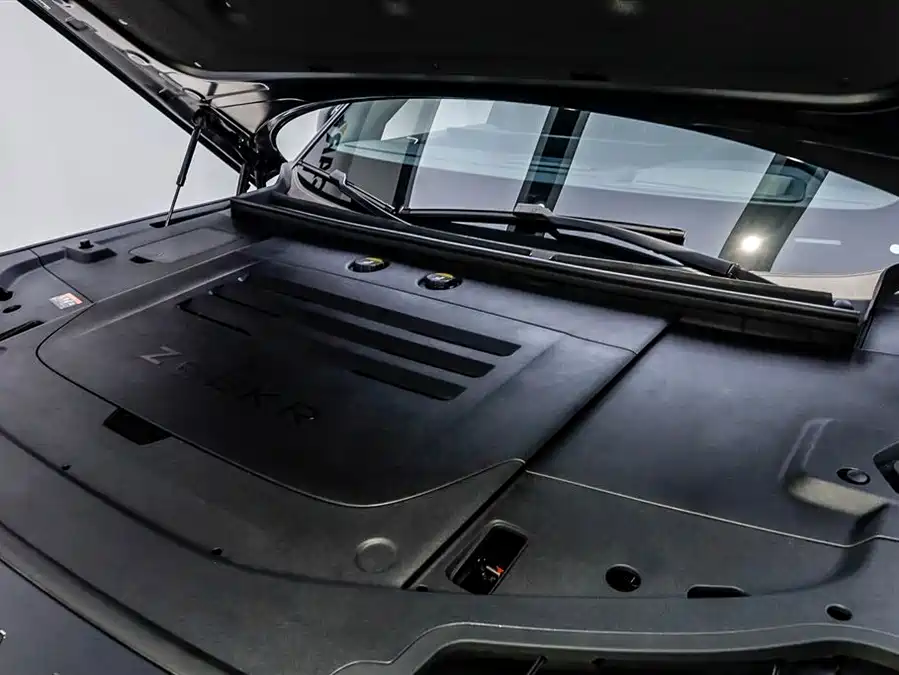 900x675_0_q87_c42_autohomecar__ChxpVmmw4OiAN5ILAAGKvIu888s723.jpg.webp Used Zeekr 9X 2025 Yao Black Edition 70kWh